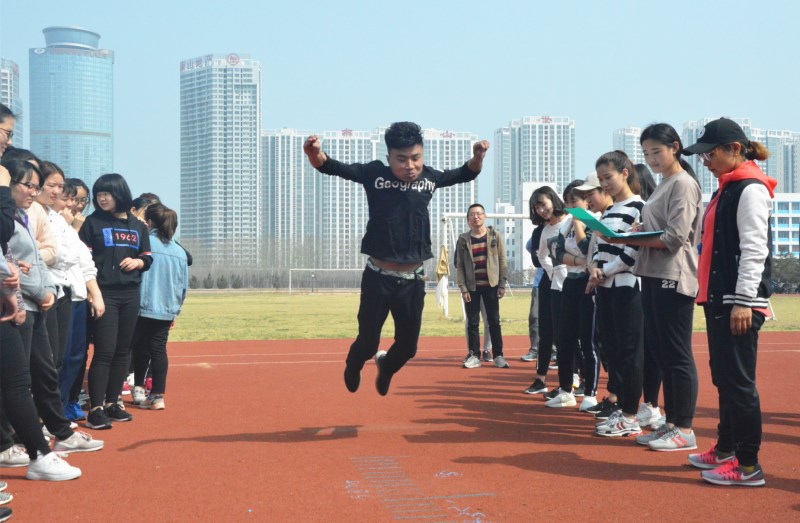 陈啸宇 (15)_副本.jpg 陈啸宇 (15)_副本.jpg